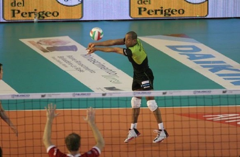 And what about… Ρομέρο;