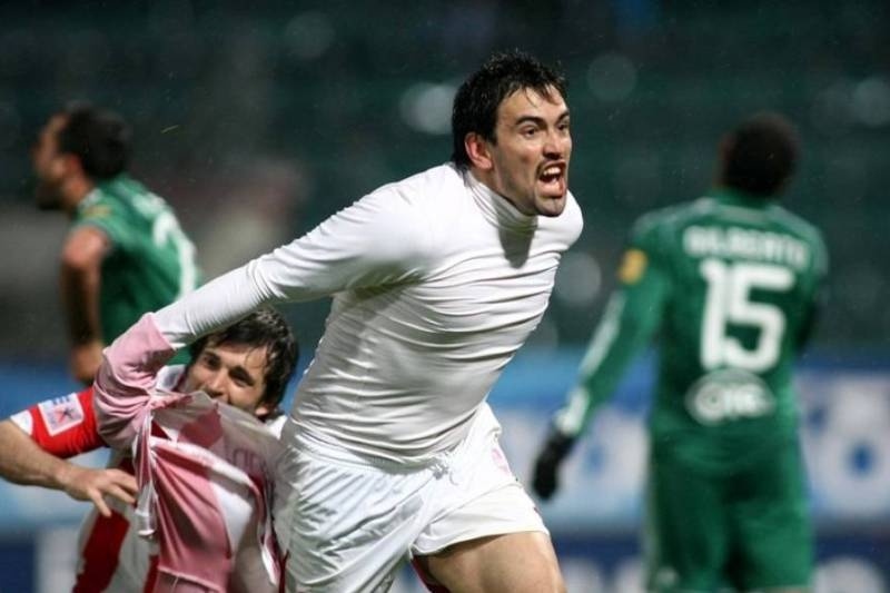 Στο… περίμενε κρατάει η FIFA, τον Μαρτίν και την Κέρκυρα!