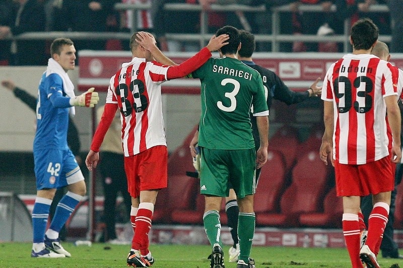 Κόκκινοι κυρίαρχοι, πράσινοι κερδισμένοι