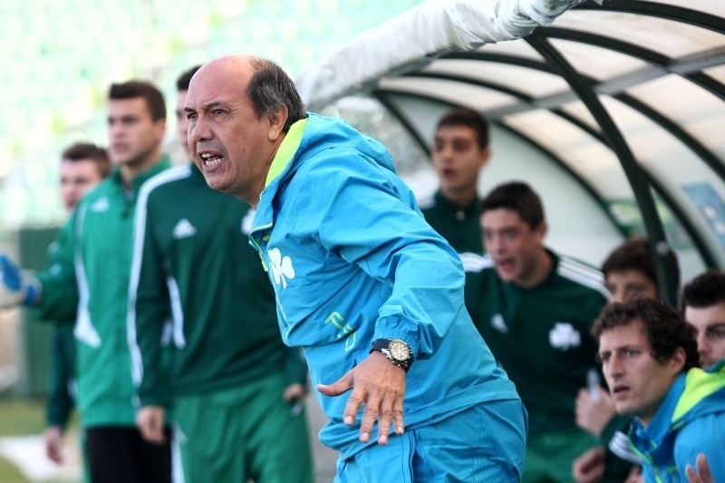 Στο πλευρό του Φερέιρα ο Ρότσα