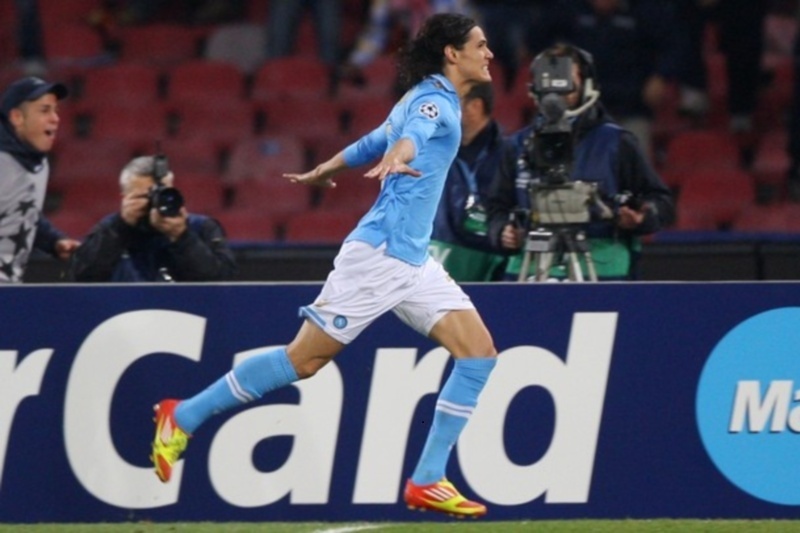 Στον... ουρανό ο Καβάνι και στη... Γη ο Καναβάρο