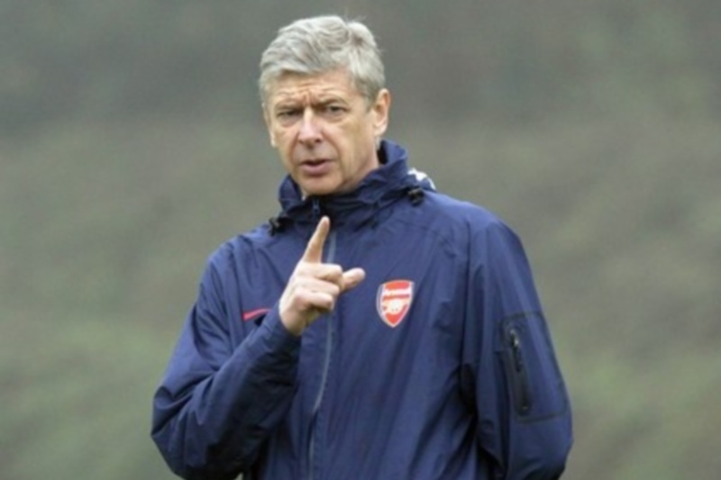 Βενγκέρ: «Επτά ομάδες διεκδικούν την Premier League»