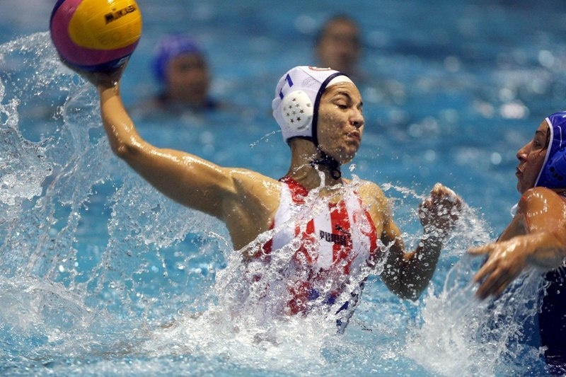 Με… φόρα η Αντωνάκου