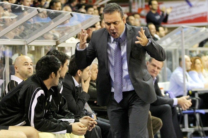 Ματαλόν: «Δίκαιος προπονητής ο Φλεβαράκης»