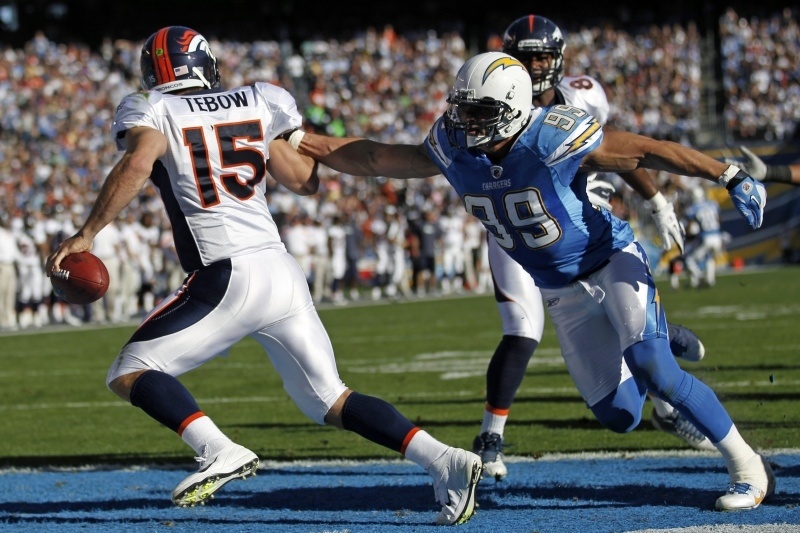 Μεγάλη νίκη για Μπρόνκος και «θρήνος» στην Φιλαδέλφεια