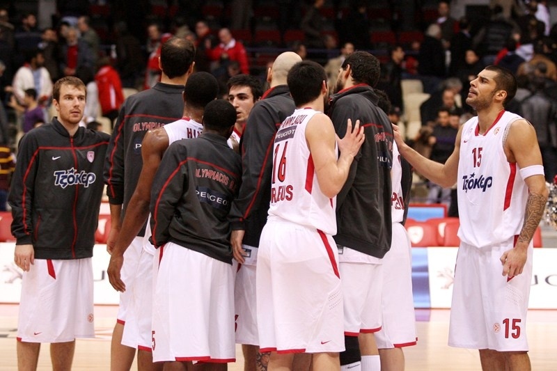 Στους «16» μέσω... Φαλήρου!