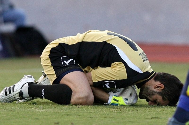 Θλάση στον προσαγωγό ο Ελευθερόπουλος