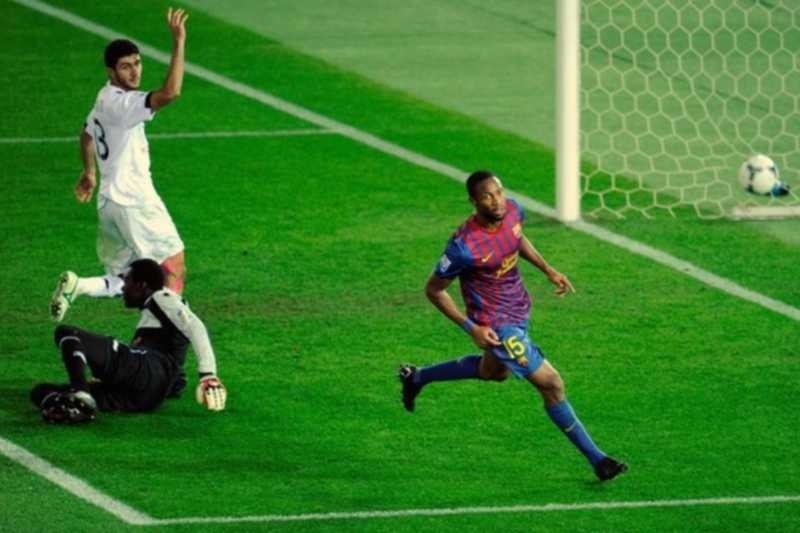 Ξεπερνά τα συστήματα