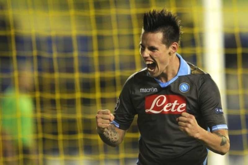 «Θα ανανεώσει ο Χάμσικ»