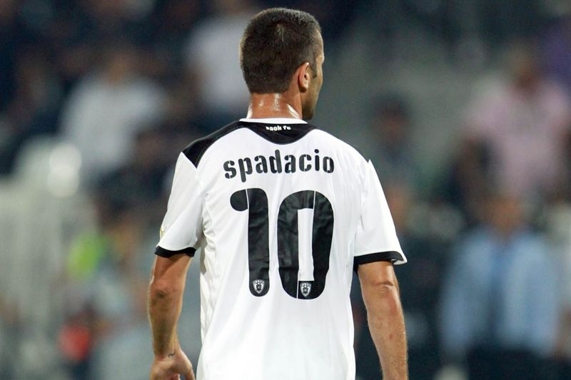 Στο δρόμο του Αρίας κι ο Σπαντάτσιο