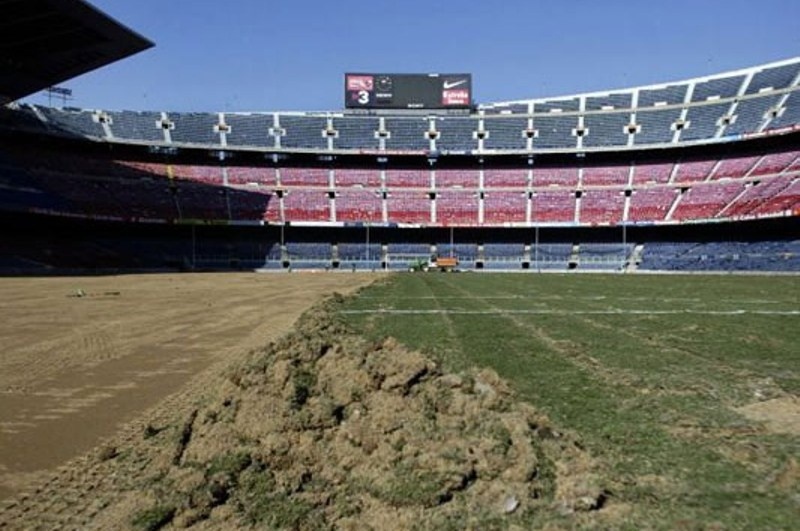 Αλλαγή χλοοτάπητα στο «Καμπ Νου»!