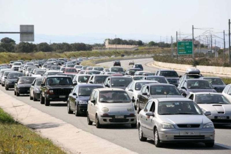 Αυξημένα μέτρα ασφαλείας από την τροχαία