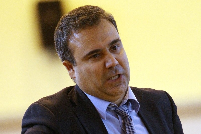 Φλεβαράκης: «Θέλουμε τον κόσμο δίπλα μας»