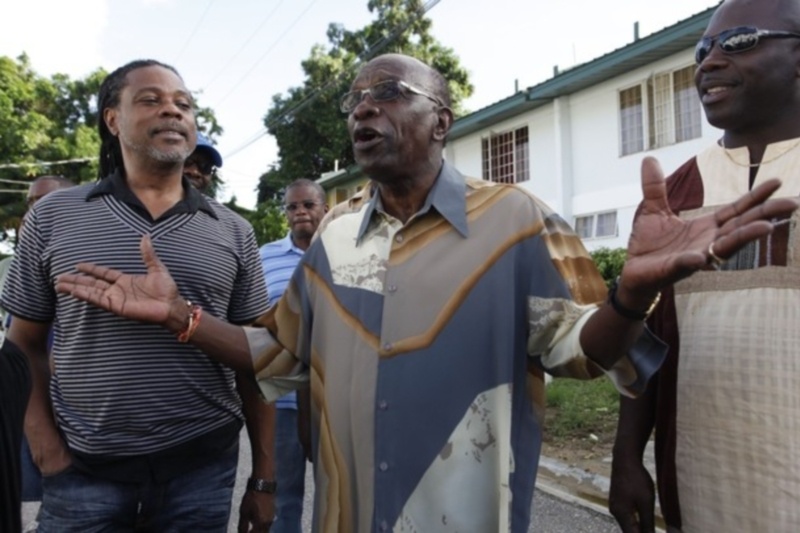 Αγόρασε 5 Μουντιάλ για ένα δολάριο!