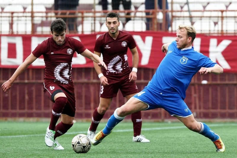 Παρελθόν έξι παίκτες από την «Προό»