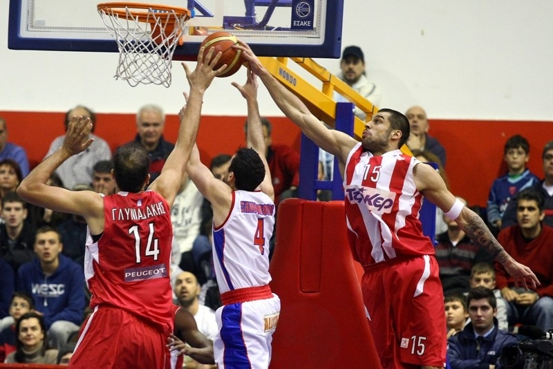 Πέρασε από τη Νέα Σμύρνη ο Ολυμπιακός (photos)