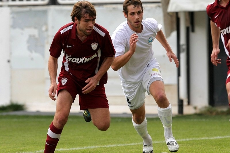 Αραμπατζής: «Η ΑΕΛ ανήκει στην Super League»