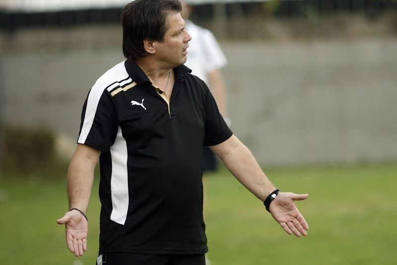 «Τίτλοι τέλους» για Τσικαδέρη στον Πιερικό