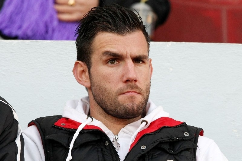 «Κυανέρυθρος» και με τη βούλα ο Ρόβας