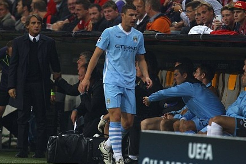 Έλμπερ: «Ταιριάζει ο Ντζέκο στη Μπάγερν»