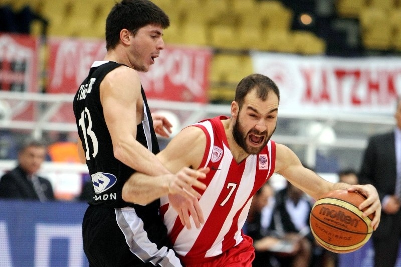 «Περίπατος» για Ολυμπιακό (photos)