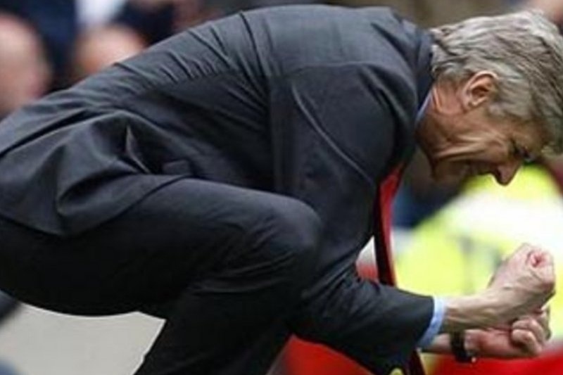 Εξαλλος επί... δύο ο Βενγκέρ