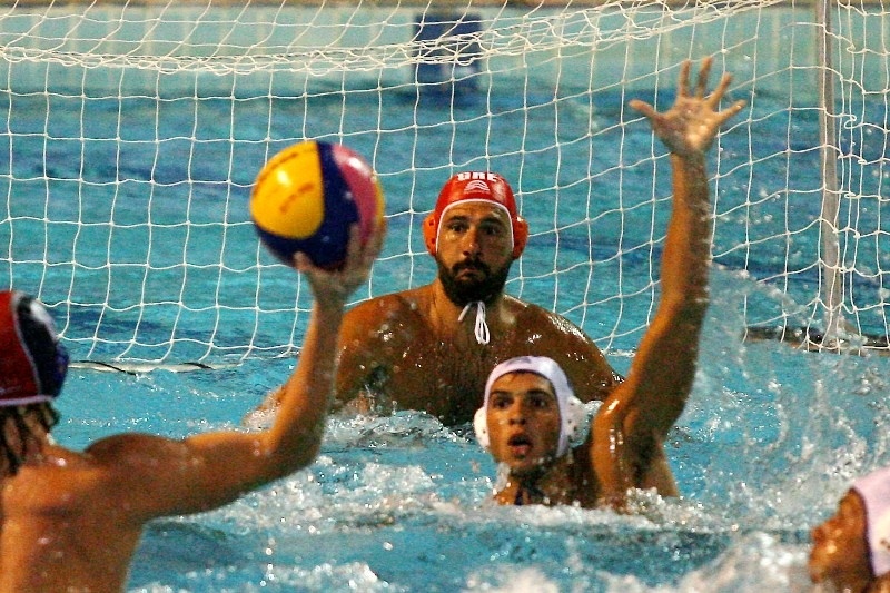 Θα τα εκατοστίσει ο Καραμπέτσος