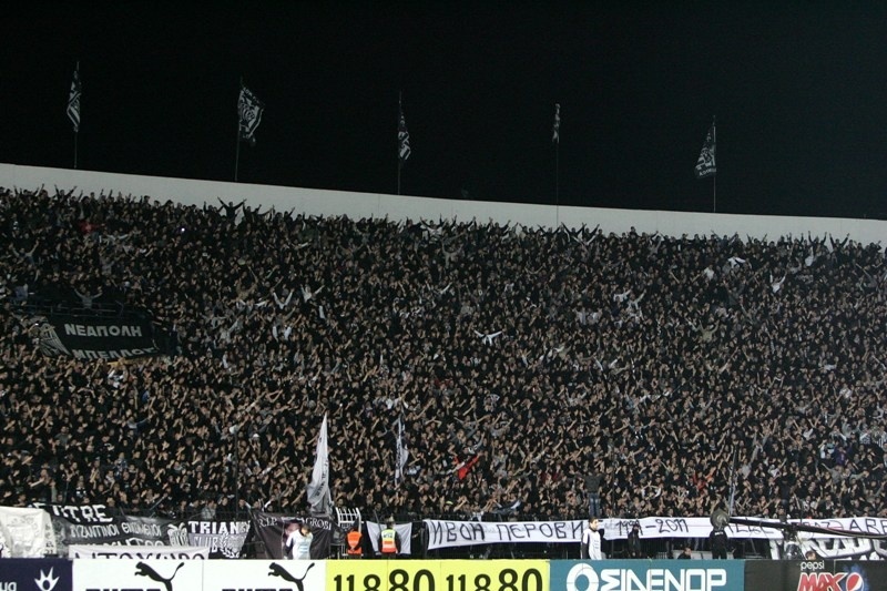 Εισβολή στα γραφεία από οπαδούς του ΠΑΟΚ!