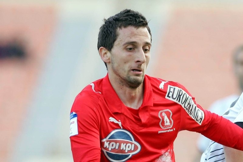 Ανακοίνωσε Τάντιτς, Παππά ο Πανσερραϊκός