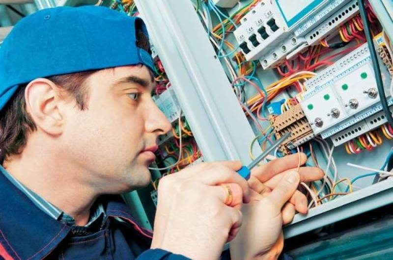 Δουλειά για 120.000 άνεργους