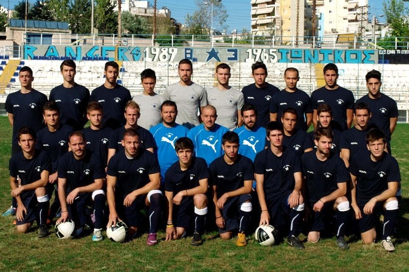 Τρεις μεταγραφές ο Ιωνικός