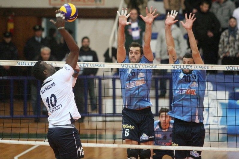 Χωρίς Κράβαρικ στη Μόσχα, τρέχουν για Ντεσπέιν