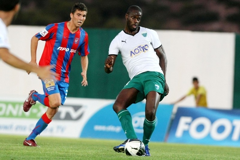 Παίκτης του Πανιωνίου ο Ντιμπαλά