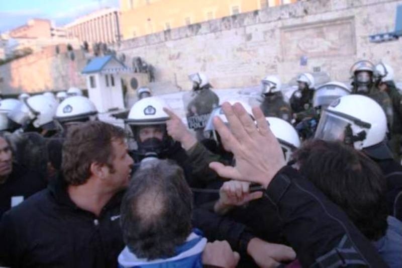 Συγκρούστηκε με τα ΜΑΤ ο Γκλέτσος