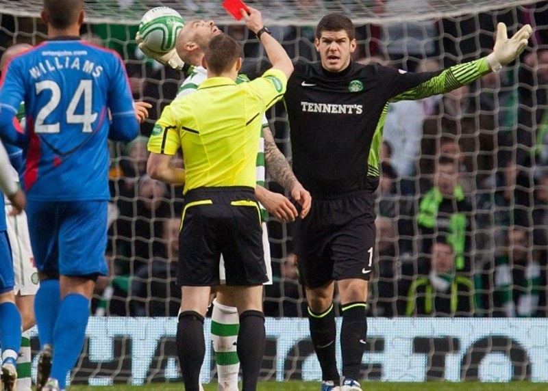 Ο Μαϊστόροβιτς και η... περίεργη αποβολή!