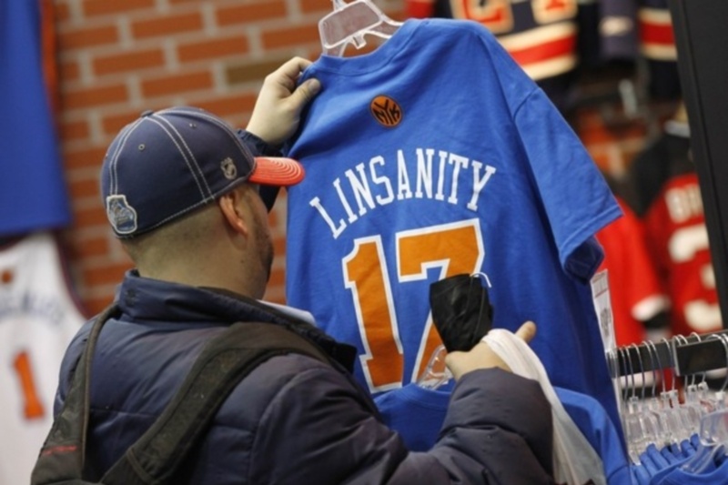 Και η... τρέλα γύρω από τον Λιν συνεχίζεται