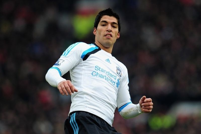 Θέλει Σουάρεζ η Παρί