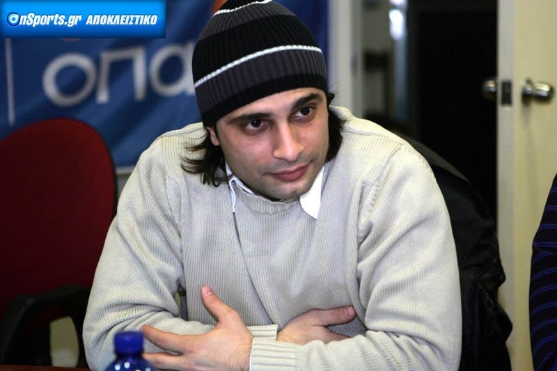 Χαραλαμπίδης στο Onsports: «Καμία επαφή με Αδαμίδη»