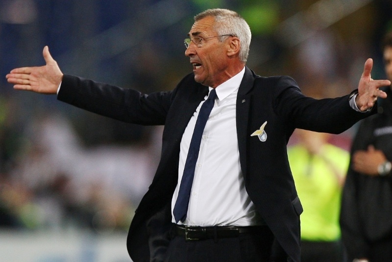 Παραίτηση και διάψευση για Ρέγια