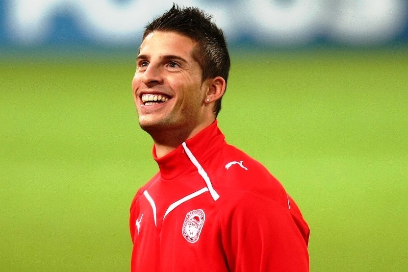 Τα κεφάλια μέσα!