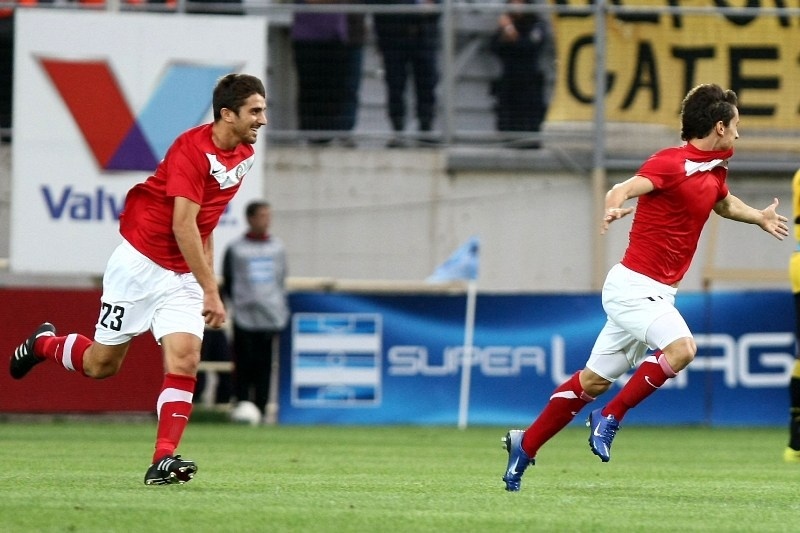 Η ξηρασία στο γκολ προβληματίζει τον Ουζουνίδη