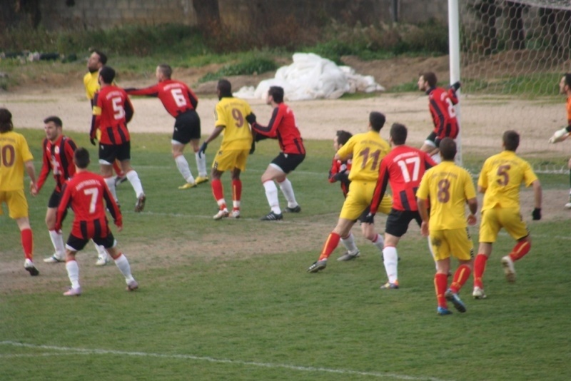 Πανερυθραϊκός – Άρης Πετρ. 1-1