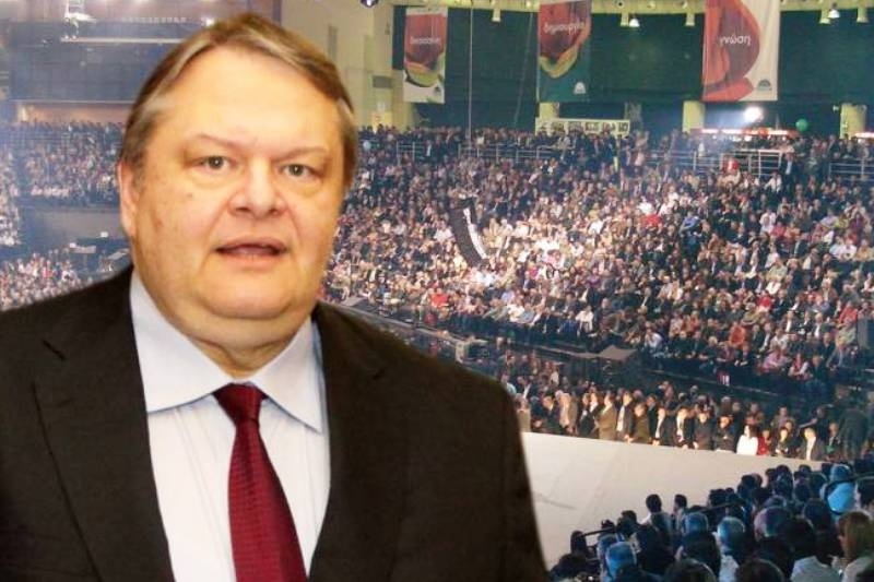 Επικρατέστερος ο Βενιζέλος για πρόεδρος του ΠΑΣΟΚ