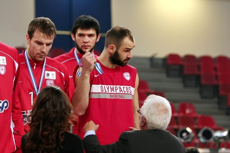 Δεν ξημερώνει (έτσι) στον Ολυμπιακό!