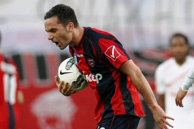 Συγγνώμη σε Πανιώνιο και Ταυλαρίδη από Σκέμπρι