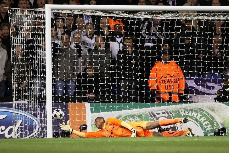 Νυστέρι σε Γκόμεζ