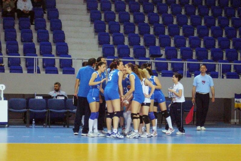 Προετοιμασία ενόψει προκριματικών για τις νεάνιδες