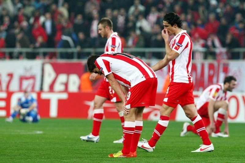 Με το κεφάλι ψηλά