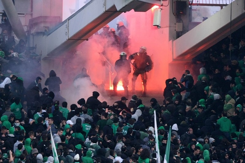 Πολεμικό σκηνικό στο ΟΑΚΑ! (videos + photos)