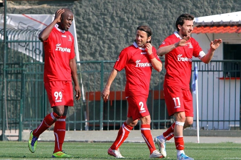 Βλέπει… 3η σερί νίκη ο Πανσερραϊκός